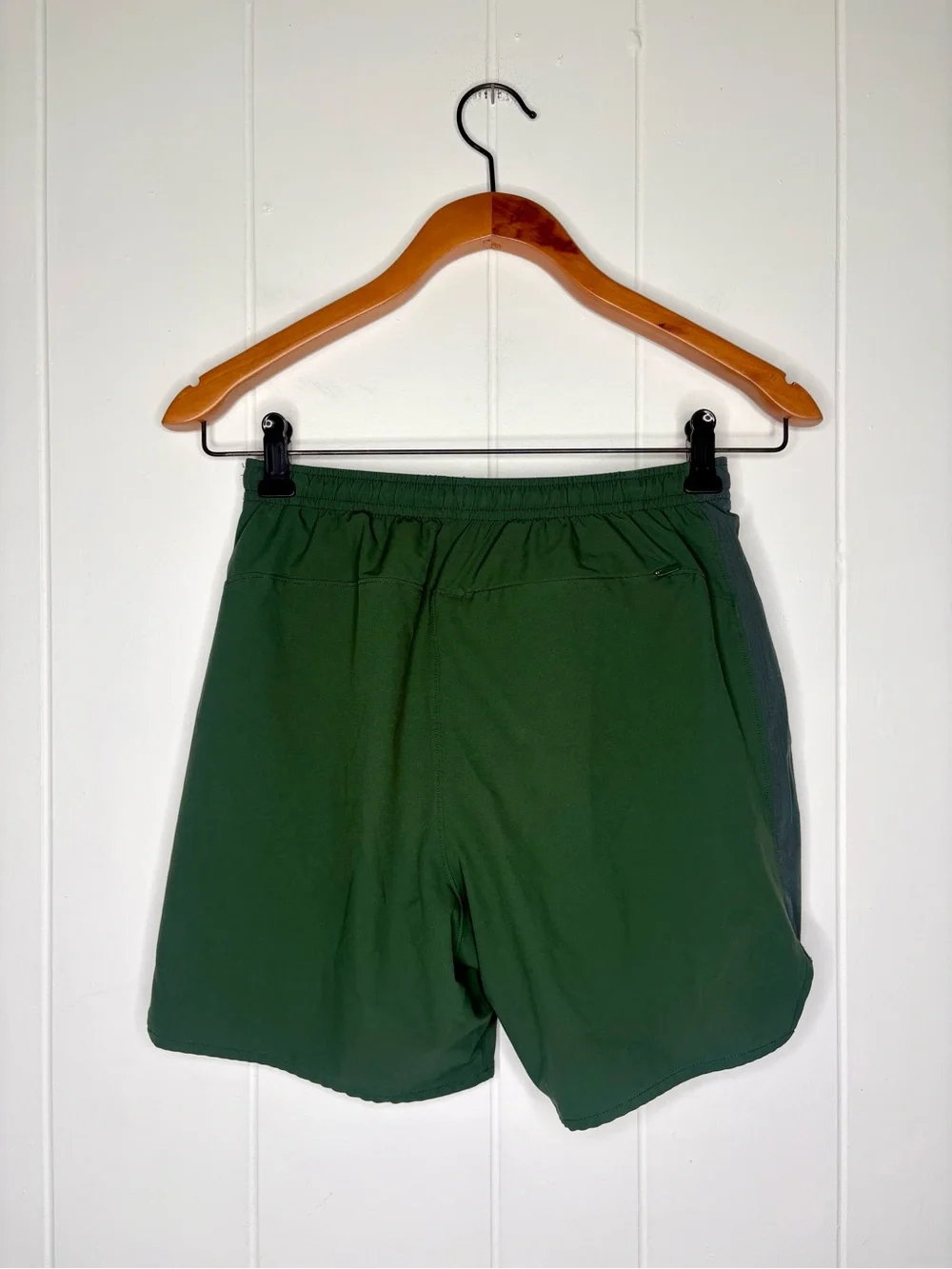 Outdoor Voices Men’s Rectrek Olive Green Shorts Athletic Running Lined Size XS